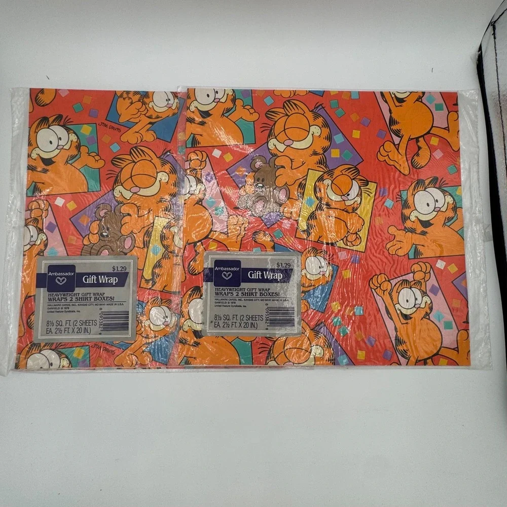Vintage 1978 Garfield Ambassador Gift Wrap 2 Packs 4 Sheets Total Red Jim Davis